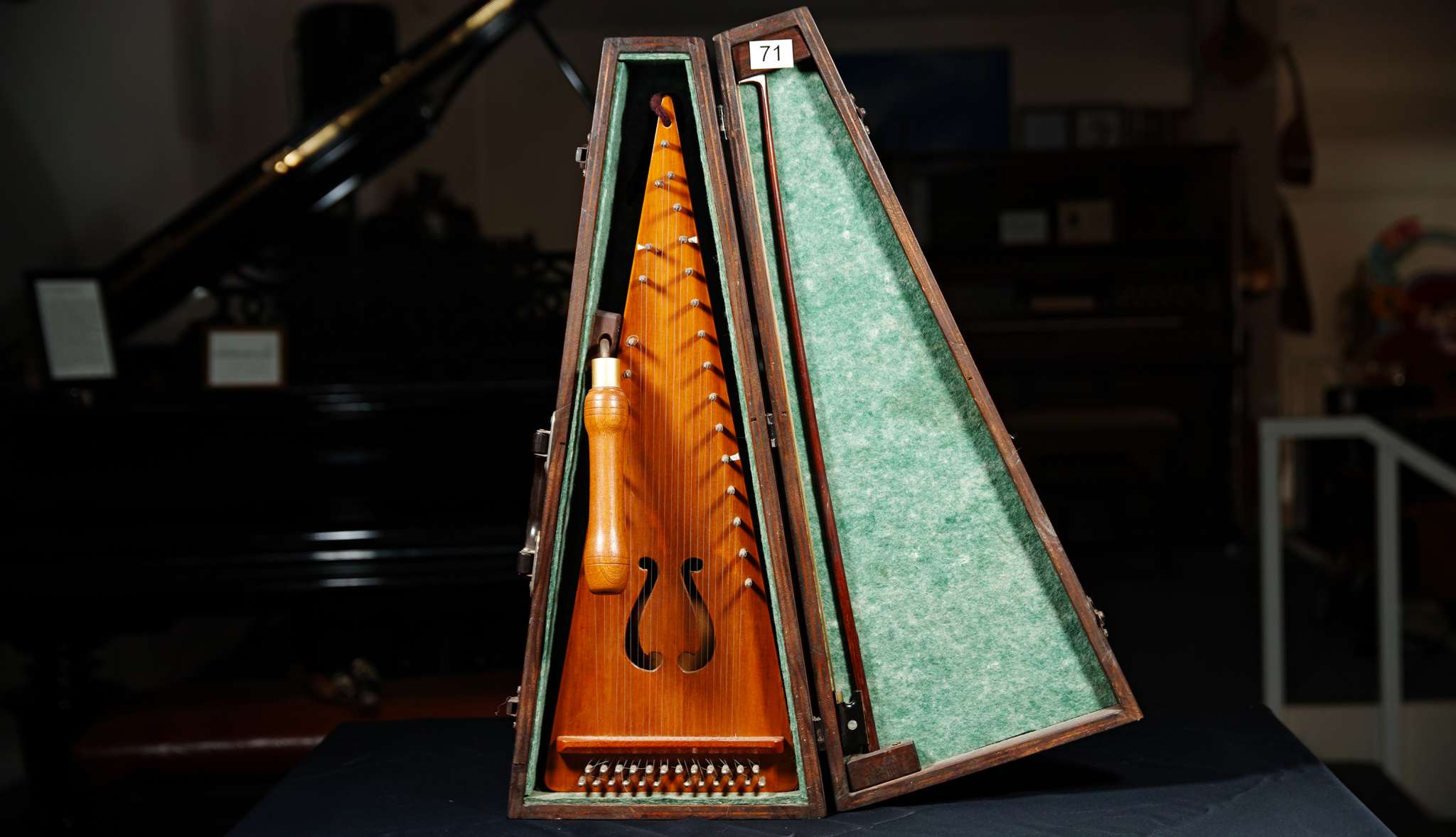 Bowed Psaltery Waiheke Musical Museum